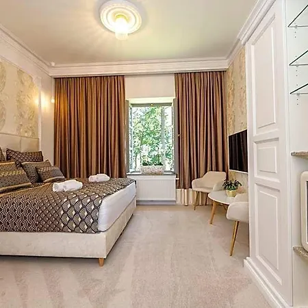 Hotell Zamek Kvasetice